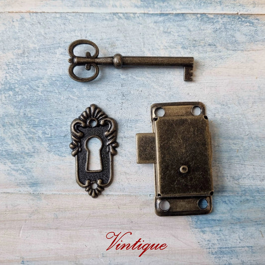 Antique look Bronze latch , Key and Escutcheon