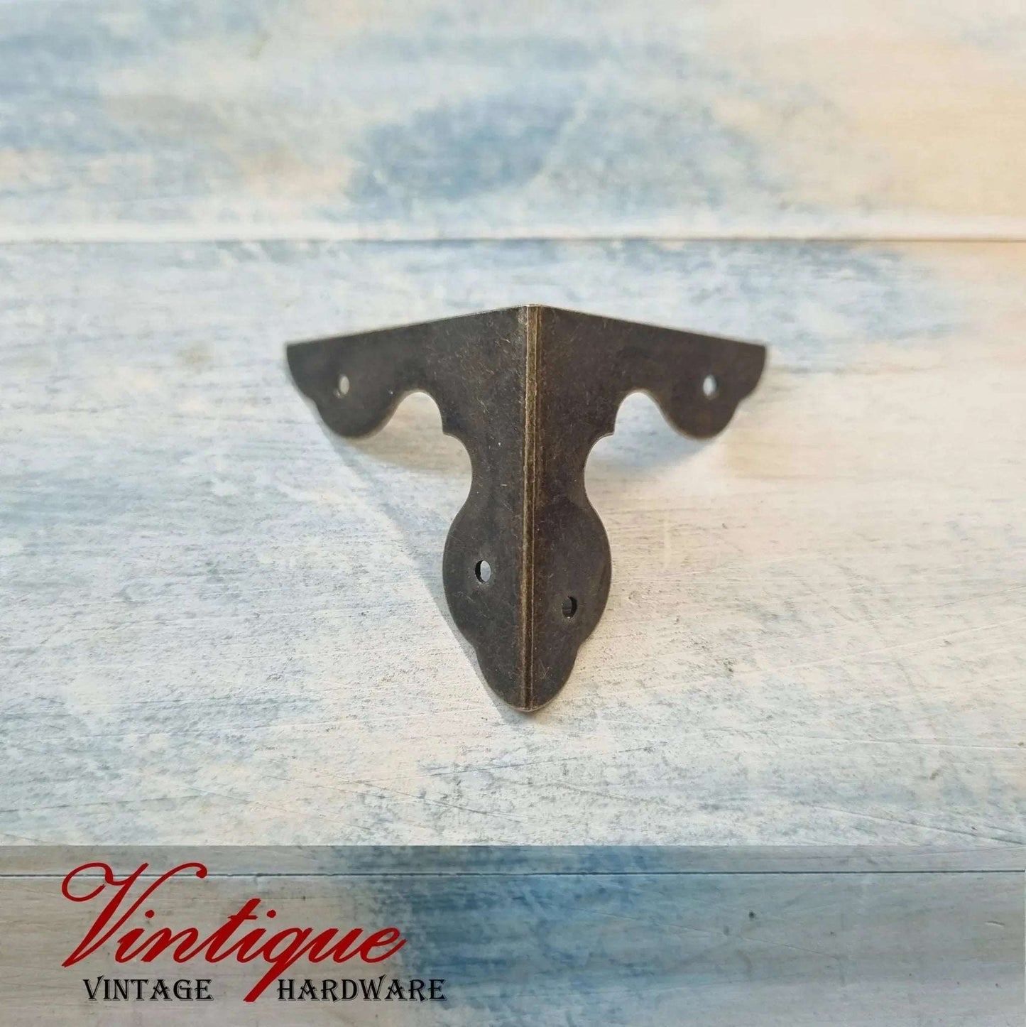 Victorian Metal Corner Furniture Piece - Decorative 33mm x 33mm x 33mm 2 Way Corner Accent - Vintique Concepts