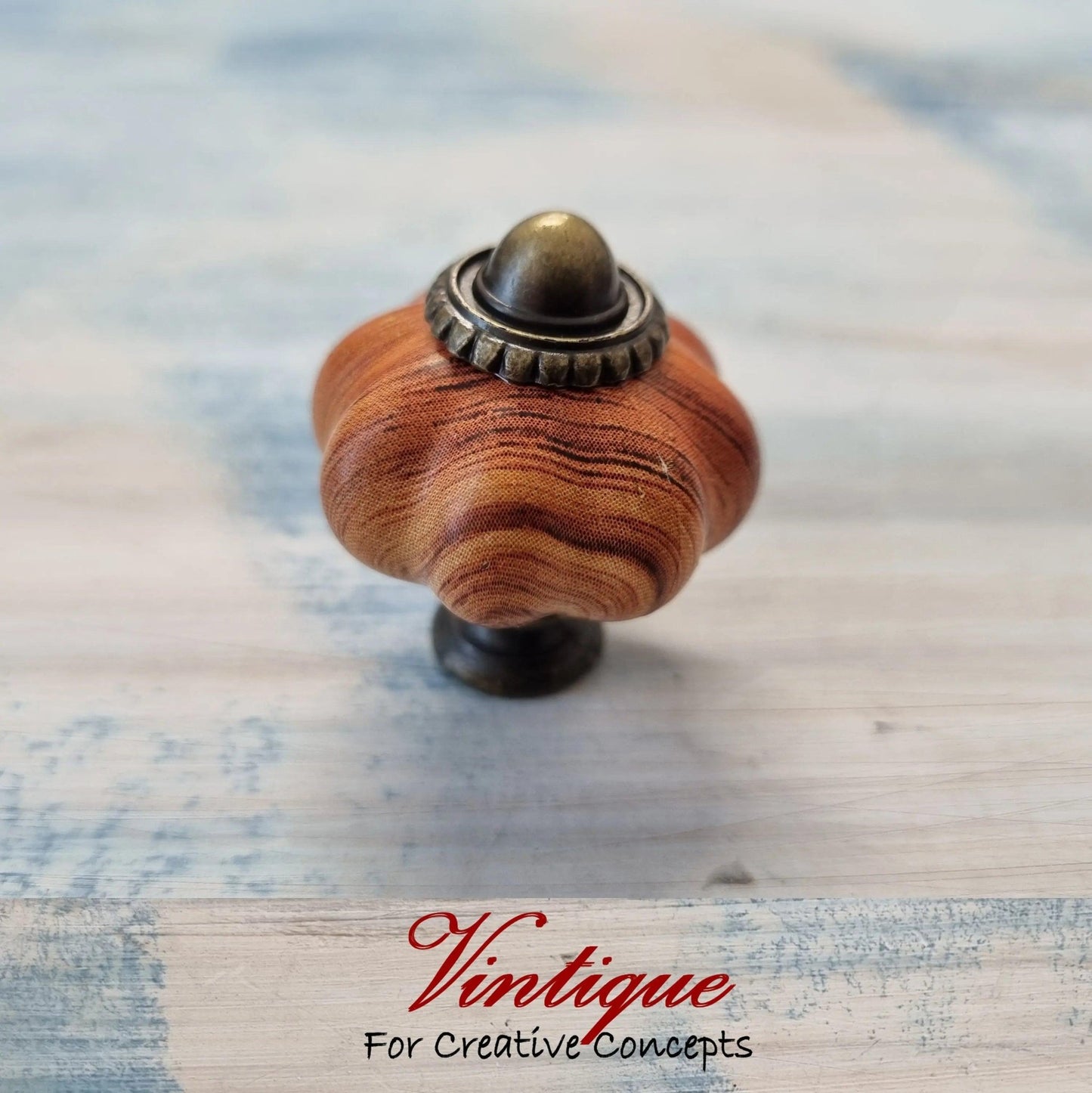 Vintage style acrylic cabinet knob 30mm-Woodgrain-Vintique Concepts