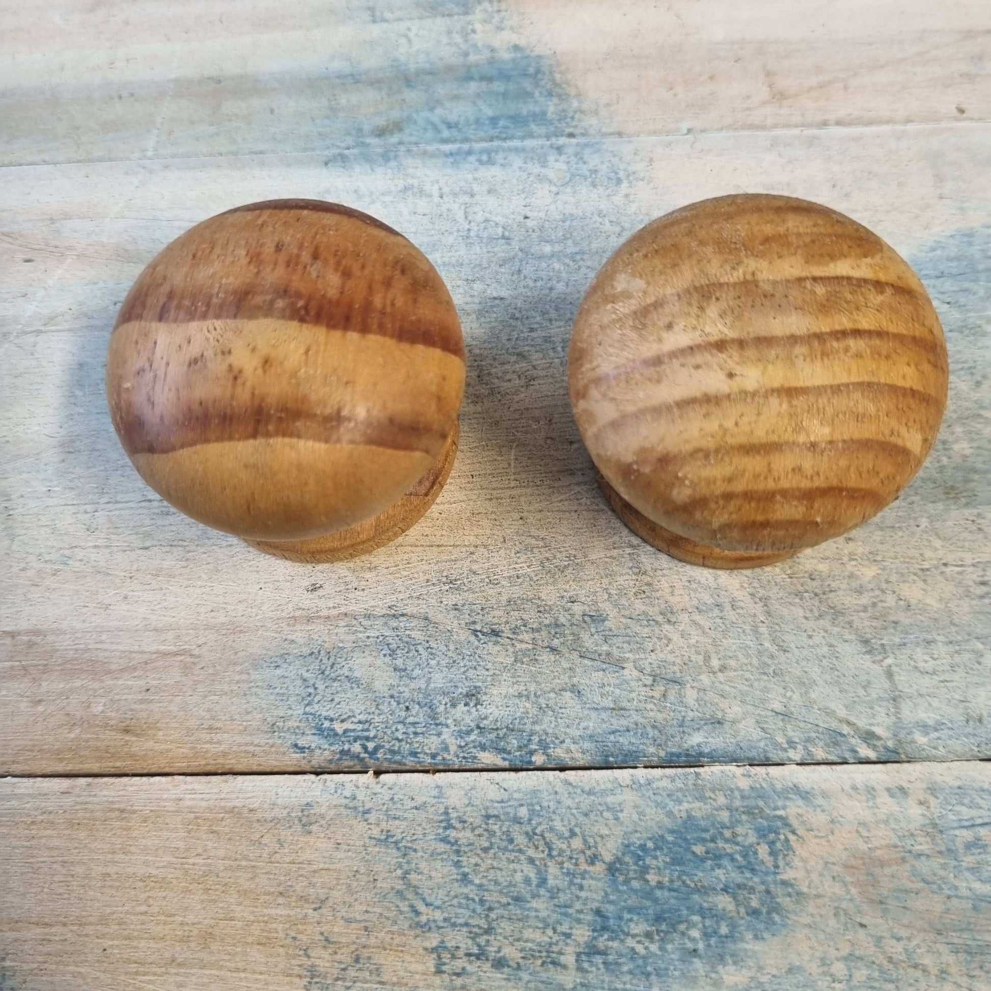 (set of 2) 44mm round Pine wood drawer knob -recycled-Vintique Concepts